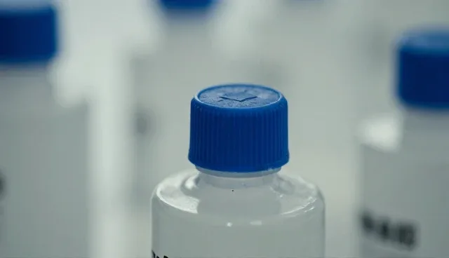 环氧树脂生产中技术咨询的常见问题及处理方法